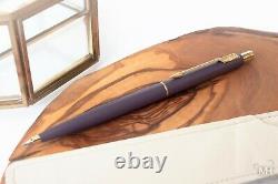 A gift for her new 14K Gold Parker Lady Classic Matte Violet vintage pencil