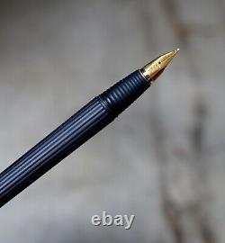 Beautiful Pen Fountain LAMY Imporium Lacquer Black Matt Gold Solid 18 Carat