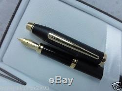 Cross Century II Made in the USA Matte Black & Solid 18k Gold M nib Fountain pen