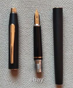 Cross matt black fountain pen vintege