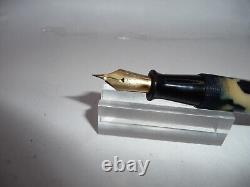 Durabilt Vintage Black/Pear oversize flat top fountain pen, working- XF