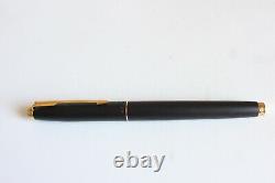 Fountain Pen PARKER 75 in BLACK MATTE with 18K GOLD NIB size M Made in France