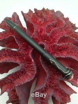 MINT MONTBLANC Rouge Et Noir 1912 Heritage Unique Matte black fountain pen