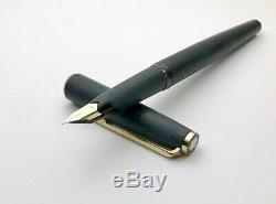 Montblanc 220 Fountain Pen In Textured Matte Black With 14k Gold Nib Mint