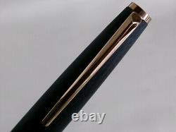 Montblanc 220 Fountain Pen Matte Finished 14K Nib