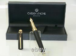 NEW CARAN D´ACHE LeMan Black Matte Fountain Pen 18ct Gold B nib CD4799.306