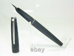 NR MINT MONTBLANC Black Matte Brushed fountain pen 14ct White Gold B nib