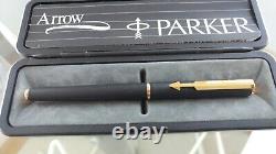 New Parker Arrow Matte Black & Gold Rollerball Pen Vintage