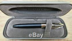 New Sheaffer Legacy 2 Matte Black w Gold Striped Cap Fountain Pen BROAD 18K Nib