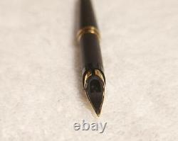 PARKER 95 Fountain Pen NibF Matte Black with Converter Vintage Free Shipping