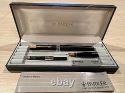 Parker 75 Matte Black Fountain Pen 18K Medium Nib GT Made in France with box