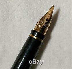 Parker 75 Matte Black Vintage Fountain Pen M 14K (NOS)