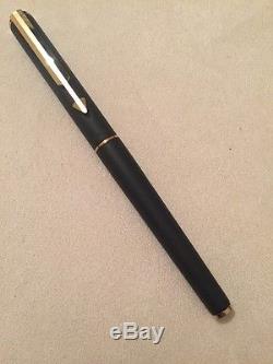 Parker Arrow Matte Black GT Fountain Pen-Medium Nib-USA 1982-BOXED