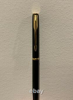 Parker Classic Matte Black Gold Trim Ballpoint Pen