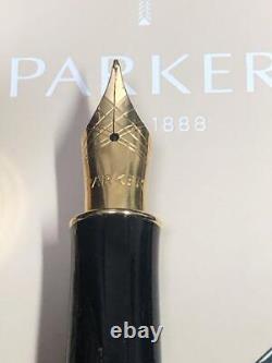 Parker Fountain Pen Fine Point Sonnet Matte Black Gt With Sheath