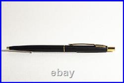 Parker The Matte Black Classic Ballpoint Pen with New Blue Refill