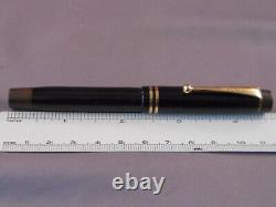 Parker Vintage Black and Gold Flat Top Fountain Pen-medium point