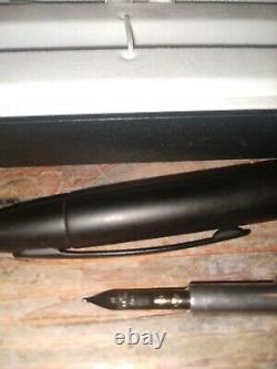 Pilot Vanishing Point retractable Fountain Pen Black Matte Fine Nib 18K