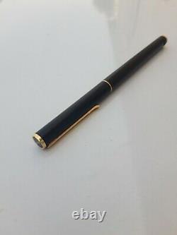- Rare - Aurora fountain pen gold nib 14k black matte