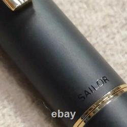 Sailor Trident Matte Black Omnidirectional Fountain pen, period Free Shipping