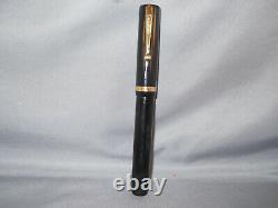 Sheaffer Vintage White Dot Flat Top Black Fountain Pen-fine point-full size