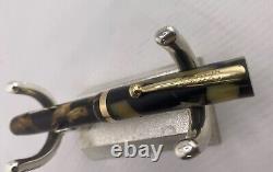 Sheaffer's Antique Fountain Pen Lady Lifetime Flat Top 14k Gold Trim Fine Nib D1