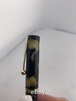 Sheaffer's Antique Fountain Pen Lady Lifetime Flat Top 14k Gold Trim Fine Nib D1