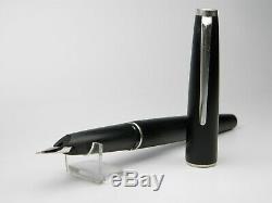 Vintage Montblanc 220SP Fountain Pen-Matt Black-Platinum-14K Nib-Germany 1970s