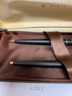 Vintage Parker ballpoint Pen and Pencil. 5 Classic matte Black set in gold trim