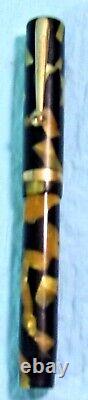 Vtg. Sheaffer's White Dot Flat Top Lever Fill Black & Cream Ink Fountain Pen